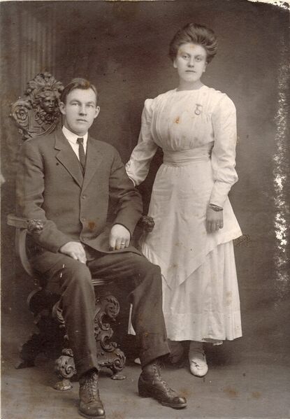 Tiedosto:Pajamäki, albumi, tunnistamaton 12-.jpg