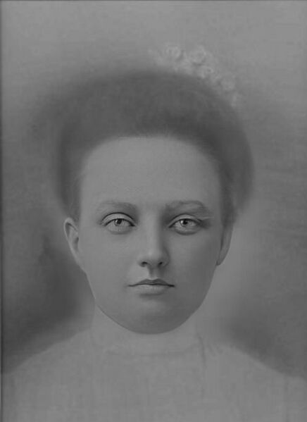 Tiedosto:Anna Josefina Aho.jpeg