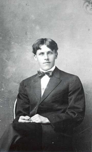 Tiedosto:Anton Kaattari Amerikassa.jpg