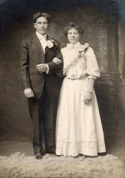 Tiedosto:Pajamäki, albumi, tunnistamaton 7-.jpg