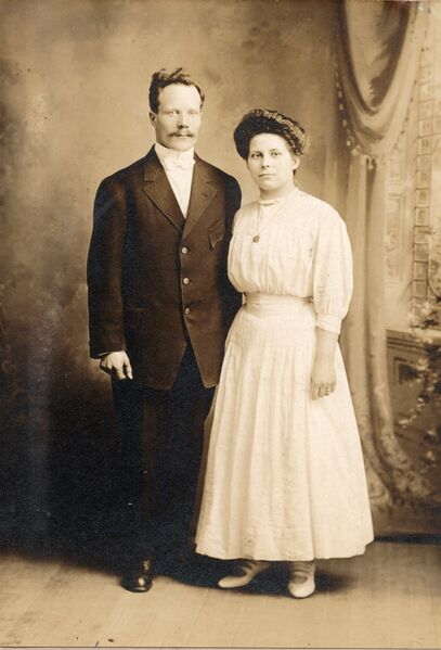 Tiedosto:Pajamäki, albumi, tunnistamaton 9-.jpg