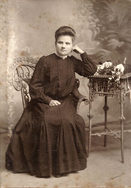 Tiedosto:Pajamäki, albumi, tunnistamaton 10-.jpg